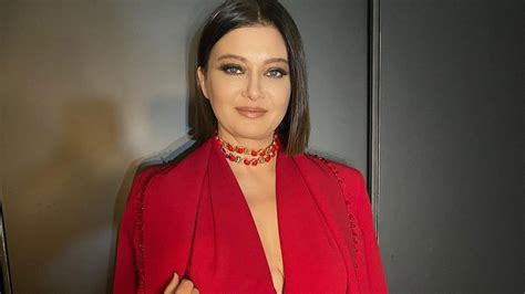 Nurgül Yeşilçay Stormen: En Magisk Utroppning av Turkiskt Talent i Stockholm!