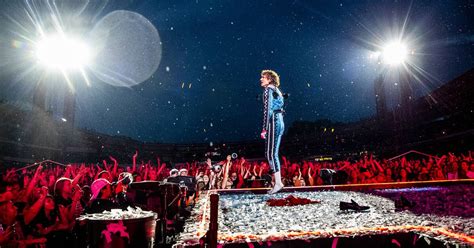 Stevie Nicks Konsert på Ullevi - Mystik, Musikaliska Äventyr och En Glömd Sångtext!