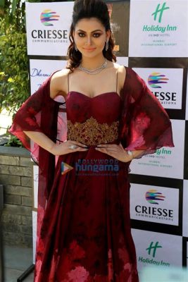 Urvashi Rautela's Bollywood Extravaganza: A Celebration of Indian Cinema and Global Glamour!